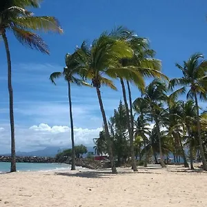 Apartment Studio Avec Superbe Plage, Le Gosier (Grande-Terre)